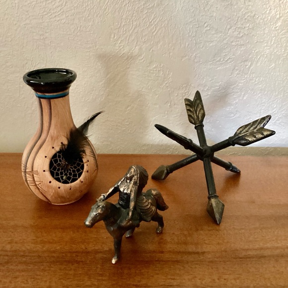 Metallic Arrow Sculpture Center Crossing Triple Arrows Accent Tabletop Decor - Picture 4 of 15